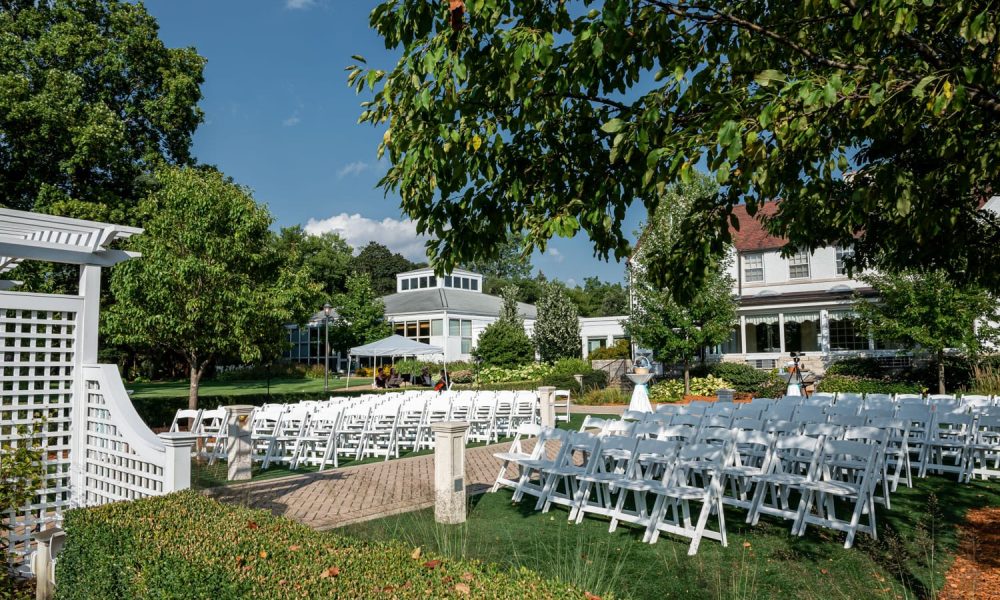 Danada-House-Outdoor-Wedding-Ceremony-And-Event-Venue-In-Wheaton Outdoor elegance wedding and event venue